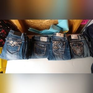 SMALL RESTOCK!!Women's mystery jean box